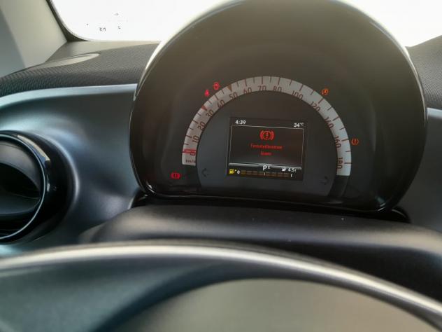 Smart ForTwo 0.9 T. 90CV TWINAMIC AUT. S&S CABRIO PASSION - LED C.VOLANTE S.RISCALDABILI BRACCIOLO CERCHI R15 - Foto 8