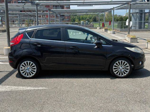 FORD FIESTA 6A SERIE anno 2010 gpl - Foto 5
