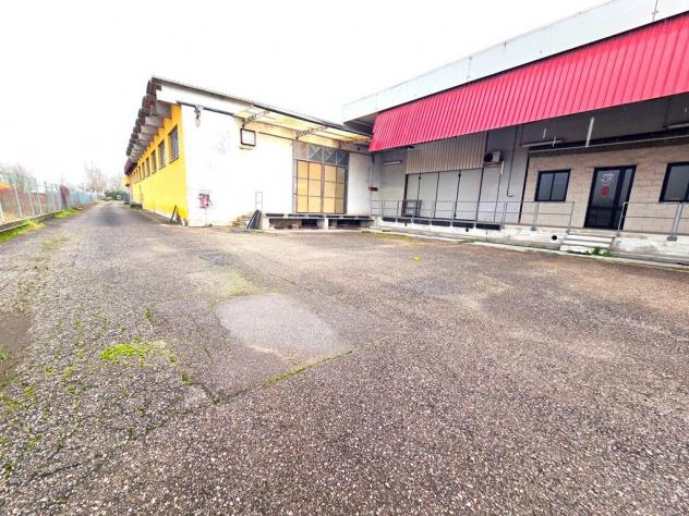Capannone artigianale in affitto a Porcari 2700 mq Rif: 1405622 - Foto 3