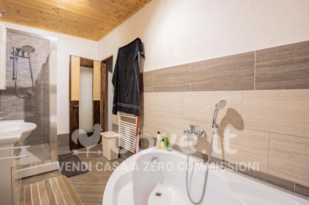 Casa indipendente di 315 m² con 5 locali in vendita a Cuvio - Foto 11