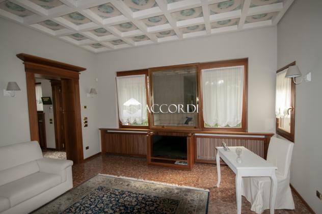 VILLA di 8 vani e di 755 mq (SAN PIETRO DI FELETTO) rif. MM101_5 - Foto 11
