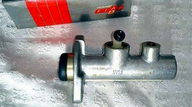 Pompa frizione Fiat 850 238 originale Fiat nuovo - Foto 2
