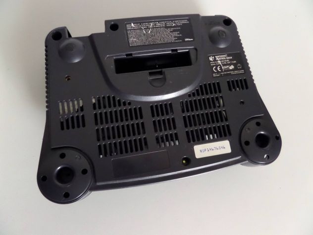Ricambi Nintendo 64 originali, scheda madre,tasti,sportellini, ecc.. - Foto 5
