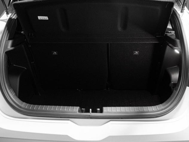 Hyundai i20 NEW MY26 1.0 T-GDI ICC DARK LINE - Foto 9