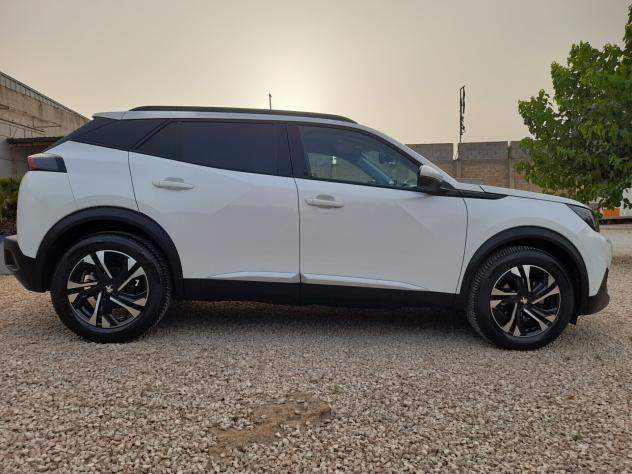 Peugeot 2008 BlueHDi 110 S&S Allure Pack anno 2021 - Foto 10