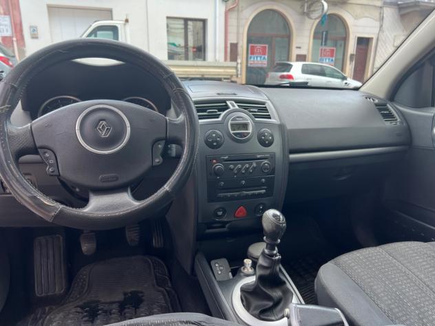 Renault Megane Mane 1.9 dCi/130CV Grandtour Confort - Foto 10