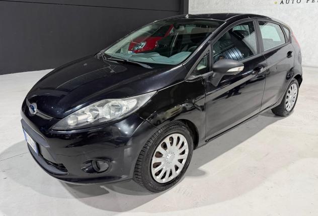Ford Fiesta Diesel Neopatentati 5 posti - Foto 3