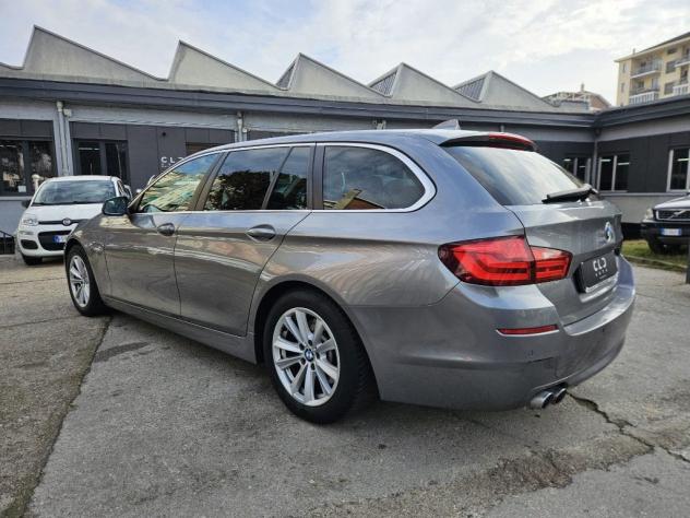 BMW Serie 5 520 d Touring Futura - Foto 6