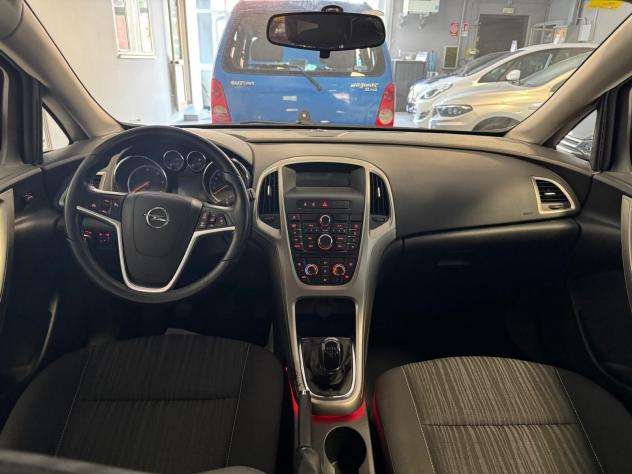 Opel Astra 1.7 CDTI 110CV Sports Tourer Cosmo - Foto 8