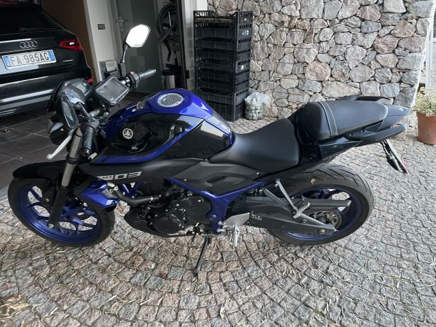 YAMAHA NAKED