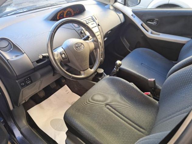 TOYOTA Yaris 1.3 5 porte Sol rif. 23719367 - Foto 4