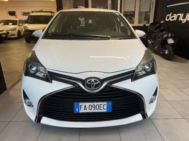 TOYOTA Yaris 1.0 5 porte Lounge rif. 24136508 - Foto 3
