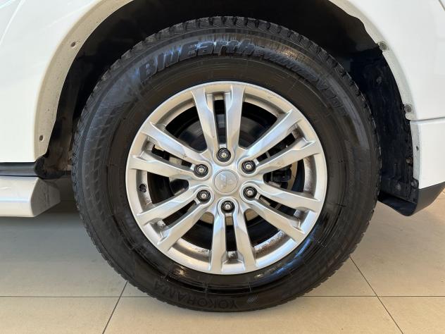 Mitsubishi Pajero 3.2 DI-D INSTYLE LWB AUT (140KW) - Foto 9