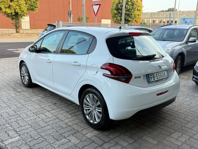 Peugeot 208 5 porte Access - Foto 2