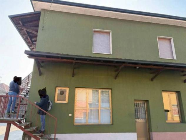 Immobile in asta di 213 m² con più di 5 locali e box auto doppio in vendita a Cornate d'Adda - Foto 2