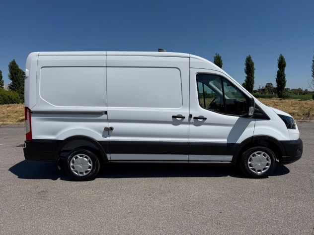 Ford Transit 2.0 Tdci L2H2 – Km 40.000 - Foto 6