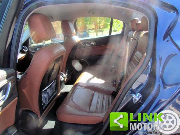 ALFA ROMEO Giulia 2.0 Turbo 280 CV AT8 AWD Q4 Veloce - Foto 9