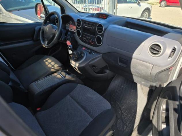 PEUGEOT Partner pickup rif. 23961467 - Foto 9