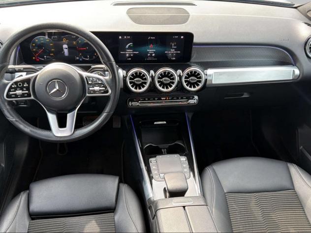 Mercedes-Benz GLB - X247 2019 200 d Sport auto - Foto 9