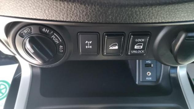 NISSAN Navara 2.3 dCi 4WD Double Cab Acenta / RIDOTTE+DIFFERENZ. rif. 23795276 - Foto 8
