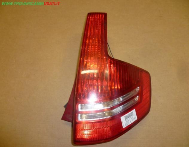 FANALE POST.S.(parte inf.) CITROEN C4 (B5) 5 porte / Coupe' Parti elettriche Fanaleria Fanali Fanale post. sx. CITROEN - C4 5 porte / Coupe - 01-0