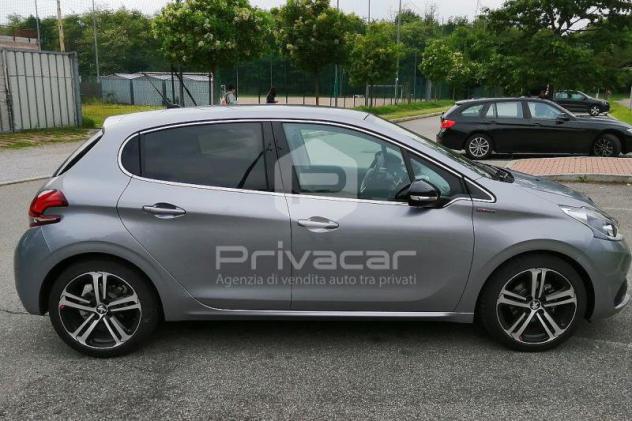Peugeot 208 BlueHDi 100 S&S 5 porte GT Line - Foto 4