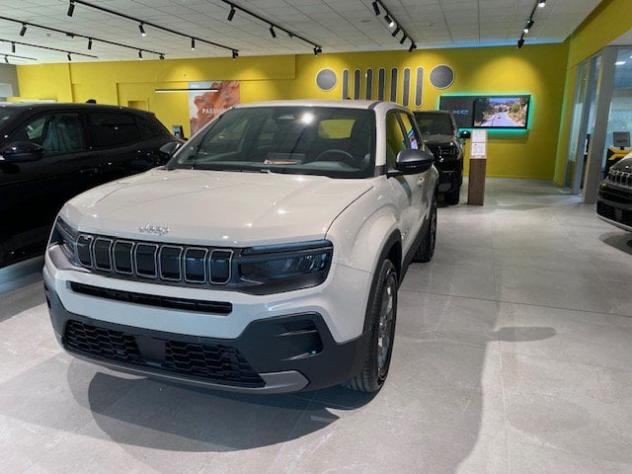 Jeep Avenger e-Hybrid 1.2 MHEV e-Hybrid Turbo Longitude - Foto 3