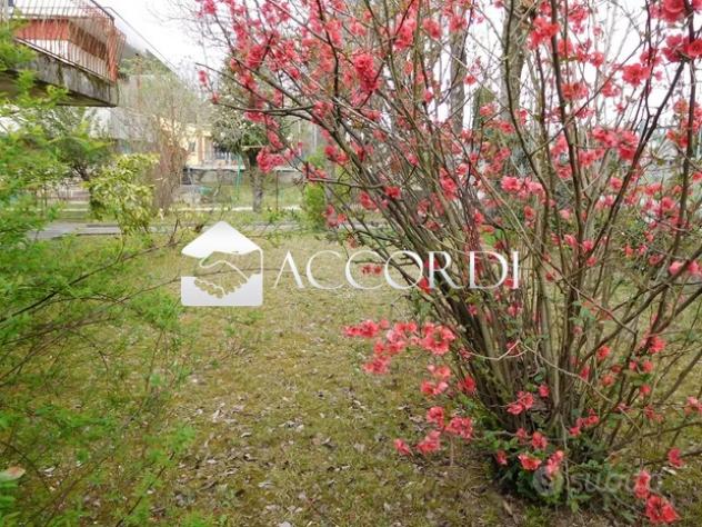 RIF.LLA19 - CASA INDIPENDENTE CON AMPIO GIARDINO ABANO - Foto 15