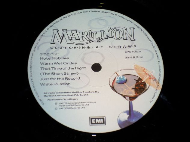 MARILLION - Clutching At Straws - LP / 33 rpm 1987 UK - Foto 2