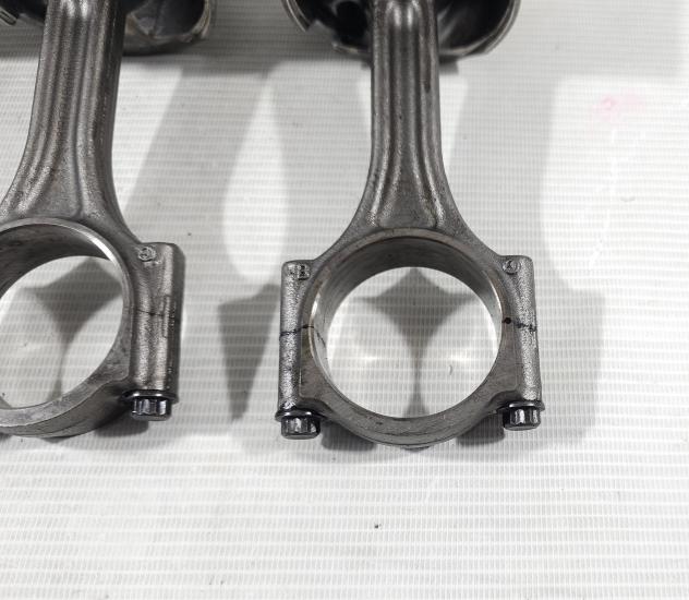 PISTONI MOTORE PEUGEOT 3008 Serie 9818178480 YH01 Diesel 1500 (1623) - Foto 2