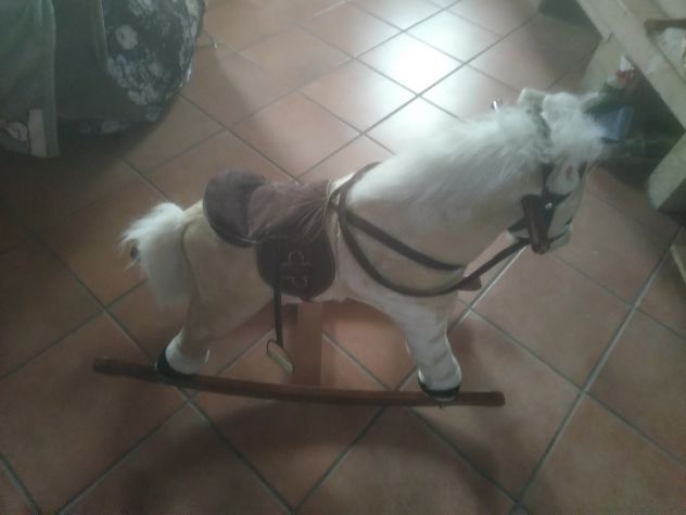 cavalluccio a dondolo - Foto 3