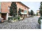 Villetta a schiera di 168 m² con 4 locali e box auto in vendita a Modena