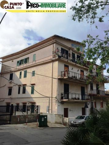 Villaciambra – pressi Piazzetta ampio pentavani con mansarda - Foto 2