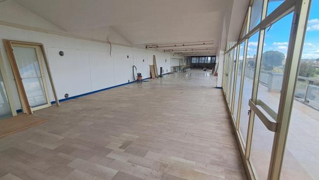 Locale comm.le/Fondo in affitto a Cascina 200 mq Rif: 1326864 - Foto 4