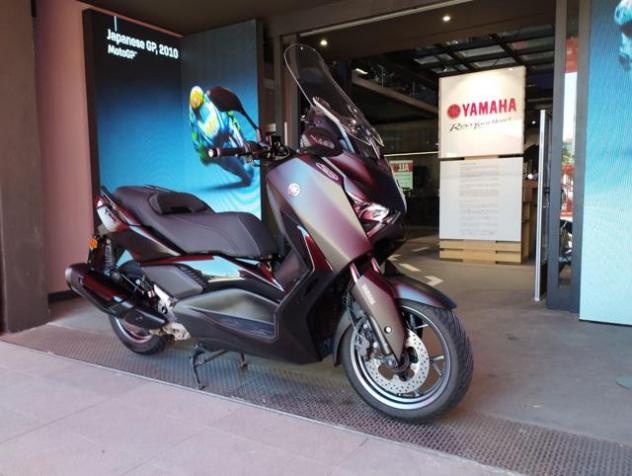 YAMAHA X-MAX 300 Tech Max - Foto 4