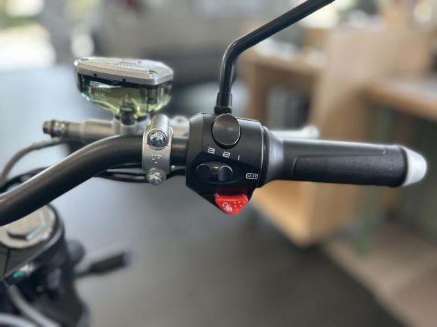 Super Soco TC Max BLACK RED - Foto 9