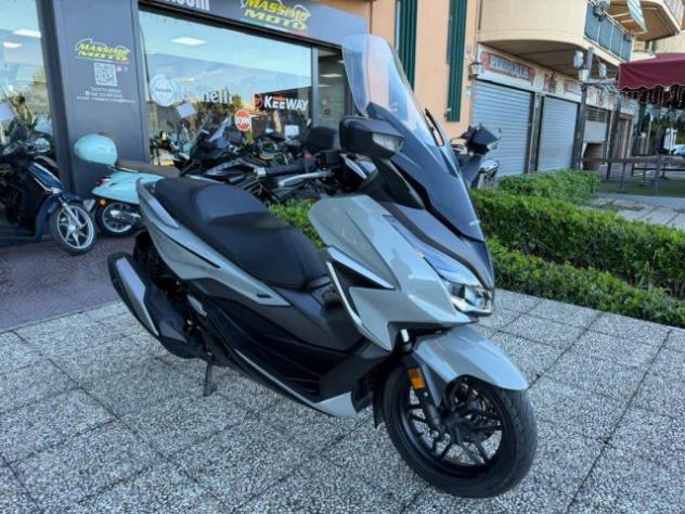 HONDA Forza 350 TUTTO INCLUSO ANCHE PASSAGGIO! MINI RATE rif. 24190930 - Foto 9