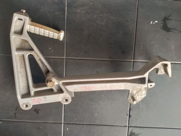 Pedaline passeggero Triumph RS/ST 955 DAL 2000 AL 2004 - Foto 6