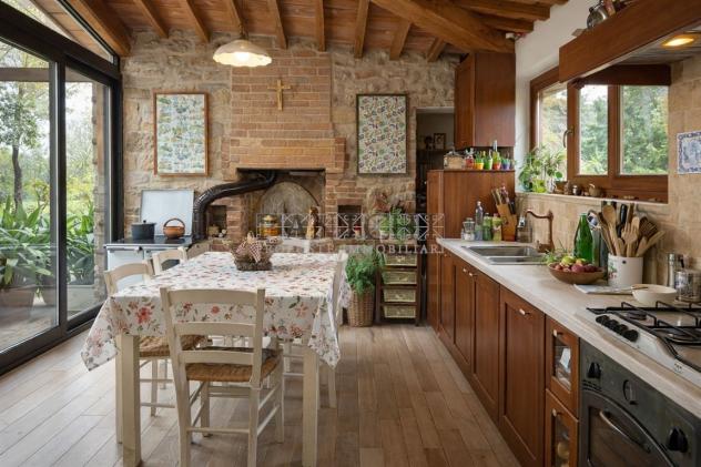Porzione di casale toscano con terreno esterno - Crete Senesi - Foto 9