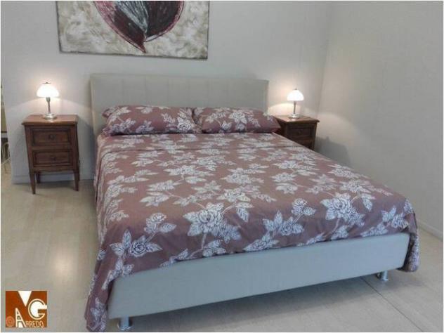 Letto imbottito + contenitore superprezzo di EXPO - Foto 2