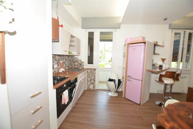 ATTICO di 3 vani e di 60 mq (PIETRASANTA) rif. P315 - Foto 7