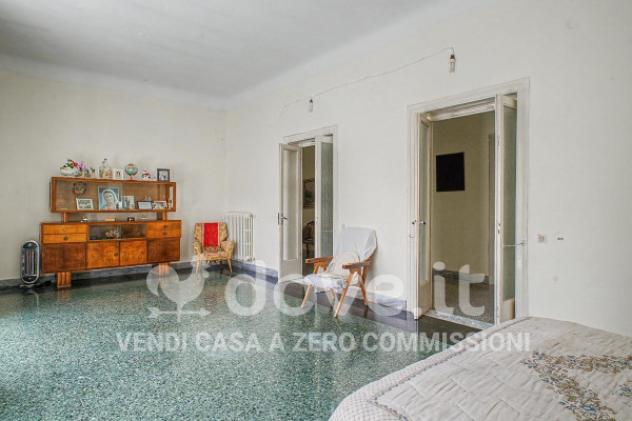 Casa indipendente di 301 m² con più di 5 locali in vendita a Pulsano - Foto 4