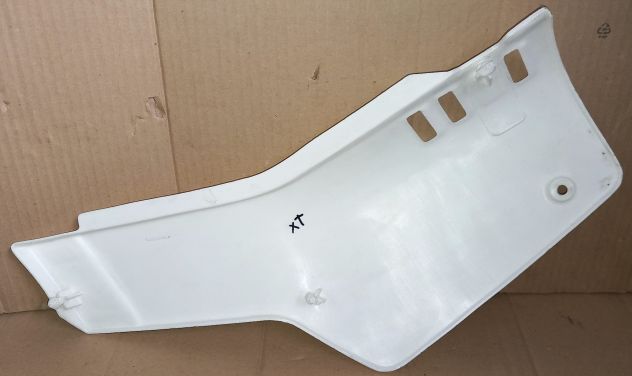 FIANCHETTO LATERALE DESTRO NUOVO per YAMAHA XT 600 '84/'86 - Foto 2