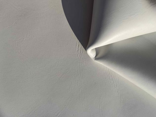 Pellame bianco per creazioni artistiche – Sp.2,2 mm - Foto 4