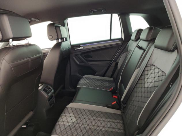 Volkswagen Tiguan 2.0 TDI SCR 110KW R-Line DSG 4MOTION - Foto 10