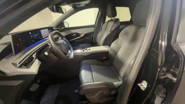 Peugeot 3008 Hybrid 145 Allure e-DCS 6 - Foto 8