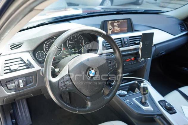 BMW Serie 3 320d Touring Luxury - Foto 10