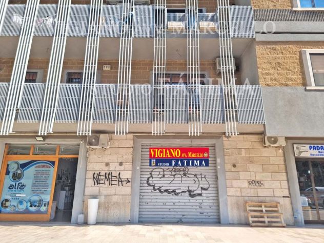 FOGGIA - VENDESI - LOCALECOMMERCIALE 2 INGRESSI - VIA MOLFETTA N. 30/D-MQ. 51 - Foto 2