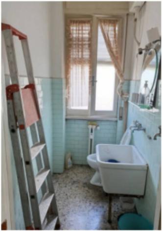 Immobile in asta di 127 m² con più di 5 locali e box auto in vendita a Bergamo - Foto 13