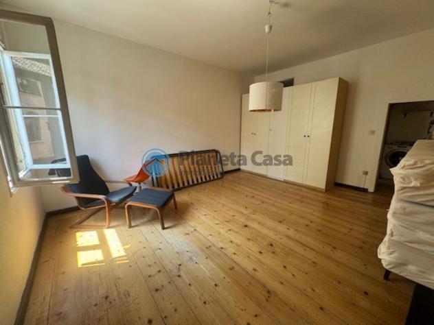 CENTRO STORICO: bicamere arredato con terrazza abitabile - Foto 13